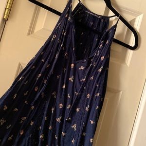 Open shoulder Abercrombie blouse XS